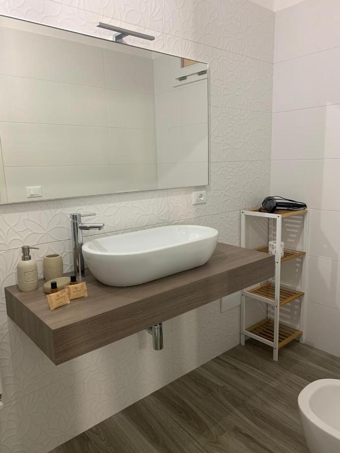 레우카 Casa Di Nonna Checca B&B 외부 사진
